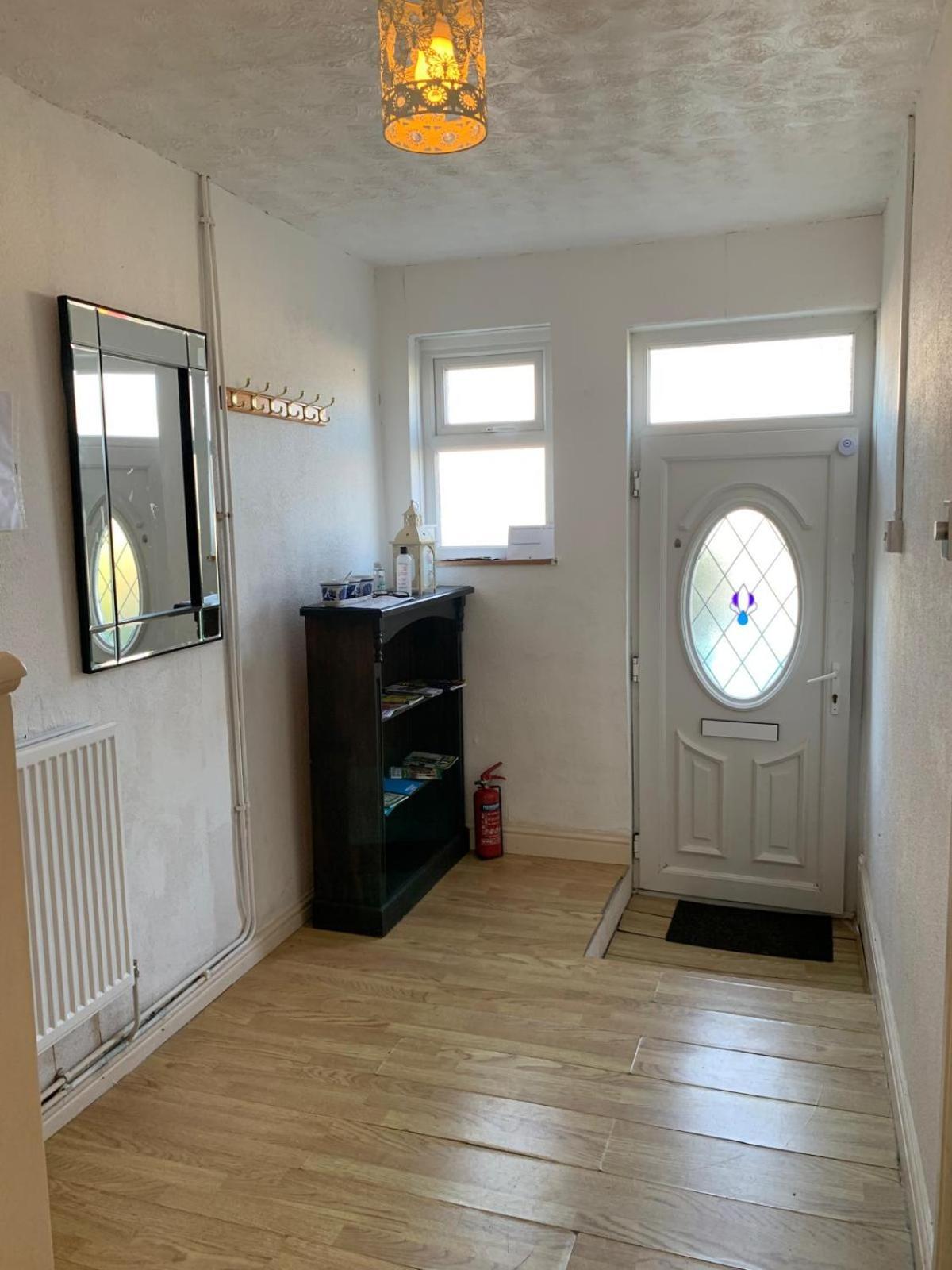 Room Only Guest Accommodation, Guest House Self Catering Bangor (Gwynedd) Exterior foto